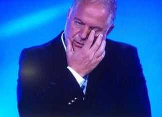Javë më parë betohej se ‘do mbyllë televizionin po nuk fitoi PDK’, sot Baton Haxhiu përlotet