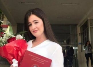 Çka po më kryen punë kjo diplomë? Studentja i godet kandidatët për kryeministër
