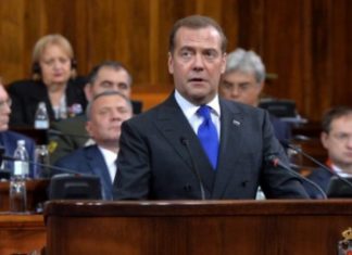 Kryeministri rus, Medvedev tregon marrëveshjen mes Kosovës dhe Sërbisë që e përkrah Rusia