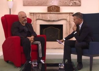 Rama godet sërish, del live në televizion me mjekër të bardhë e tuta sportive (FOTO)