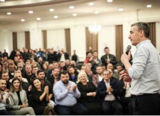 Veseli: Kosovës i duhet një kryeministër që bashkëpunon me Amerikën, Britaninë dhe Bashkimin Evropian