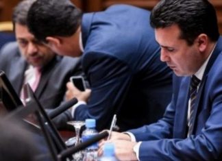 Zaev i zënë ngushtë, a do largojë një ministër nga kabineti i tij?