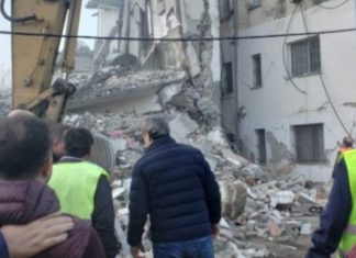 Kosova strehon 20 mijë shqiptarë të dëmtuar nga tërmeti (FOTO)