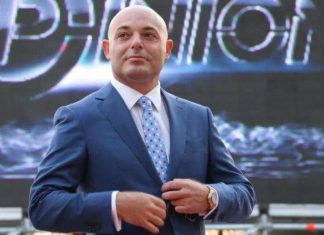 E pabesueshmja te Opinion-i: Njihuni me pyetjen shokuese të Fevziut mbi karantinimin në Shqipëri