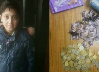Një gjest që do ju prek zemrat: Fëmijët e vegjël nga Tirana mbledhin ndihma për të prekurit nga tërmeti (FOTO)