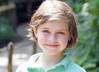 Gjeniu 9-vjeçar gati të diplomohet nga universiteti