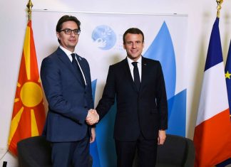 Pendarovski shpreson në vendim pozitiv në Samitin në Zagreb, por nuk përjashton të sillet edhe më herët