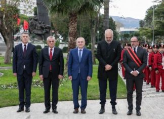 Shqipëria 107 vjet e pavarur bën bashkë Presidentin e Kryeministrin në Vlorë