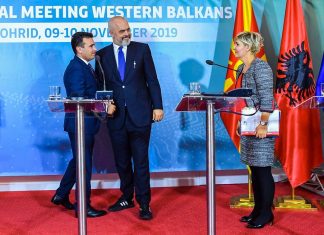 Zaev: Jam maqedonasi i parë që lufton për shqiptarët