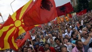 Info Shqip: Shqiptarët në Maqedoni, mes partneritetit dhe vasalitetit