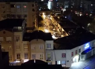 E gjithë Tirana zgjuar si shkak i tërmetit, banoret braktisin pallatet (FOTO)