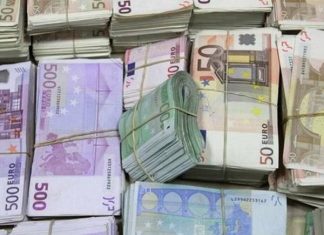 Pasuria i shtohet çdo ditë e më shumë, kush është personi më i pasur i vitit 2019