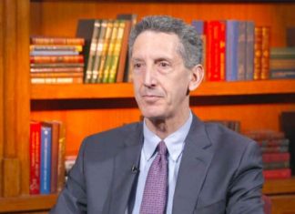 Profesori amerikan: Ne e kuptojmë pozicionin e Vuçiçit, ai do ta izolojë Kosovën, ajo që s’kuptojmë është pozicioni i Ramës (VIDEO)