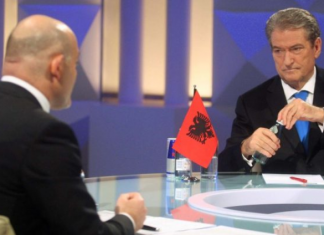 Sali Berisha refuzon dhe nuk shkon në “Opinion”. Çfarë thotë Blendi Fevziu