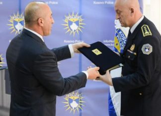 Haradinaj: Ky vit ishte i sukseshëm për Policinë e Kosovës, nderon me medaljen “Skënderbeu”, drejtorin Rashit Qalaj