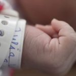 Serbia në krizë për lindshmërinë, shteti jep 4.300 euro për fëmijën e parë dhe mbi 5 mijë euro për të dytin