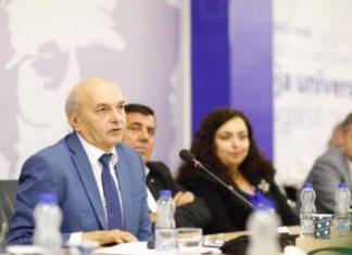 Mustafa: Pozitat që i mban sot Vjosa i ka falë meje dhe LDK-së, e kushtëzova Kurtin ta shkarkonte Konjufcën