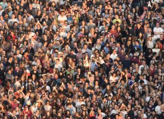 Krahasimi me rajonin: Eurostat nxjerr të dhënat: Shqiptarët jetojnë më gjatë, por janë më të varfër dhe po lindin më pak