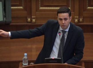 Situata në veri, Abdixhiku: Kryeministri të mbledhë spektrin politik në vend për të mbrojtur interesat tona shtetërore