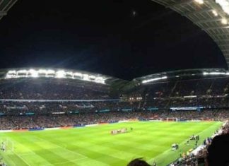 Reagon Manchester City pas dënimit nga UEFA