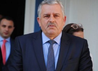 U shkarkua nga dega në Podujevë, shpërthen Agim Veliu: Abdixhiku dhe kryesia e tij morën sot vendim ilegal
