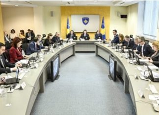 Qeveria Kurti emëron bordet drejtuese në “Telekom” dhe “Trepçë”