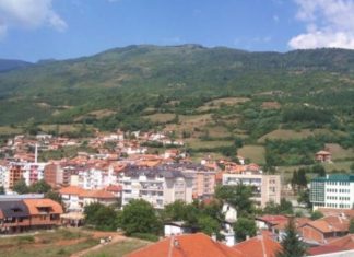 Dibër, tetë punonjës shëndetësorë në izolim shtëpiak shkak i koronavirusit