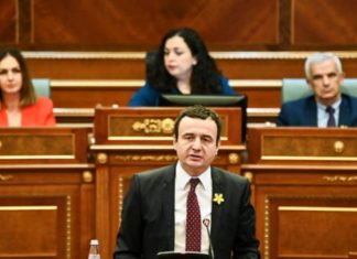 Deputetët debatuan deri në orët e vona, Kurti: “Zajednica” nuk kalon në kryeministri