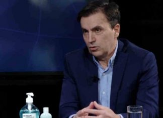 Tolaj: Mos i përdorni dorëzat, virusi jeton më shkurt në duar