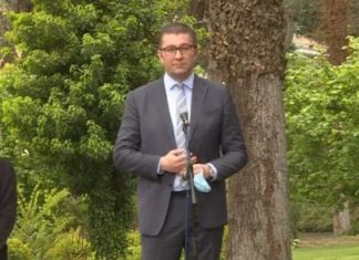 “Zgjedhjet”, Mickoski: Propozuam fundin e gushtit ose fillimin e shtatorit