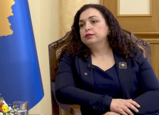 A do të jetë Vjosa Osmani kryetare e Kuvendit edhe pas formimit të Qeverisë Hoti? Kështu përgjigjet ajo