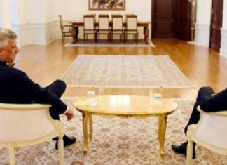 Hashim Thaçi e Albin Kurti “mbrojnë” Gjykatën Kushtetuese (VIDEO)