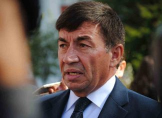 “Gabuan me rrëzimin e Albin Kurtit”