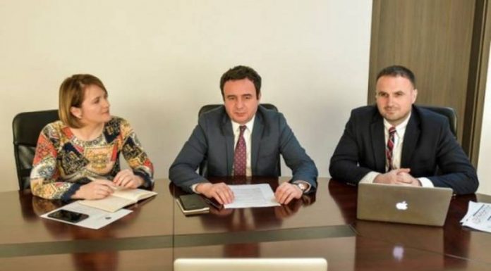 kurti0-5eca8e46347a3