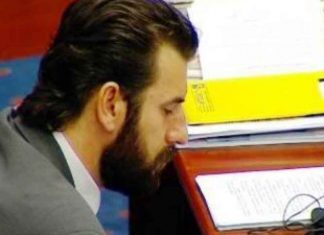 Dikur komandat i UÇK-së ndërsa sot ruan dhen
