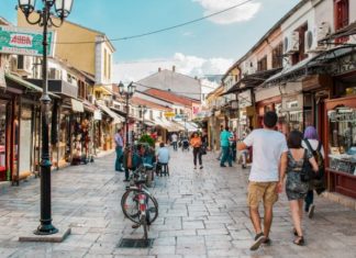 Shkupi akoma vatra më e madhe e COVID-19, 1.862 raste aktive