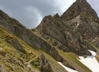 Bjeshkatarët maqedonas riemërojnë toponimet shqiptare në Korab