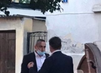 Dramë në Shkup, kapet ‘mat’ Mickovski pranon se ka qenë në kafene, nuk e ka ditur se s’duhej të ulet brenda