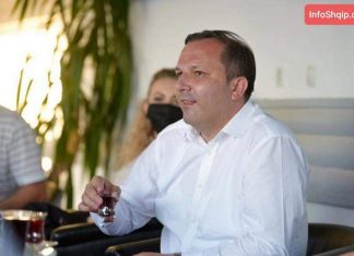 Spasovski pi çaj në Haraçinë: Banorët ma dhanë besën se do të fitojmë