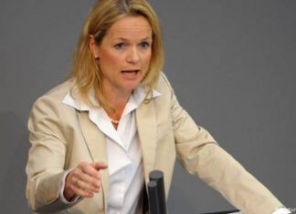 Von Cramon: Kosova është shembull i demokracisë në rajon