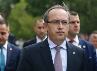 Hoti: Nuk ka marrëveshje me Serbinë për vizitat e zyrtarëve serb në Kosovë