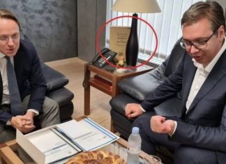 Reagimi i ashpër i Prishtinës: Çfarë do “Trashëgimia e Krishterë e Kosovës” në krah të Várhely-t?