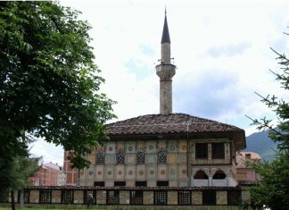 Si festohet Fitër Bajrami në të gjithë botën?