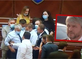 Flet deputeti që iu vërsul Vjosa Osmanit, tregon arsyen e veprimit të tij (VIDEO)