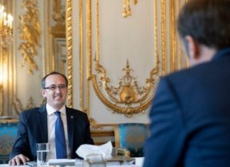 Në krye të Dialogut si “në ëndërr”, Hoti pas takimit me Macron: Franca, krah Kosovës