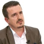 Xhelal Neziri: Grubi performon dhe duket si kryeministër