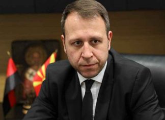 Janushev gjithashtu hoqi dorë nga shpenzimet e udhëtimit