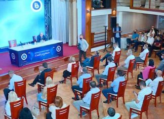 Mosmarëveshje në partinë e Ali Ahmetit për emrat e ministrave