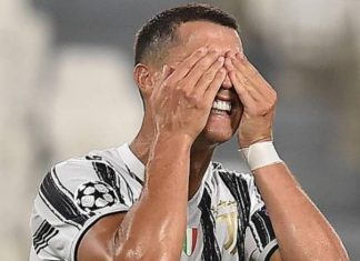 “Testi PCR është budallallëk”, Ronaldo i revoltuar me izolimin