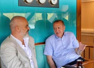 Nga çaji me Erdogan te darka me Mitcotakisin, Rama: Si u gjenda negociator mes palësh
